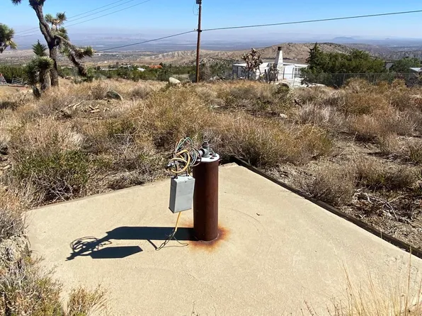 000-11890 Juniper Hills Rd, Littlerock, CA 93543