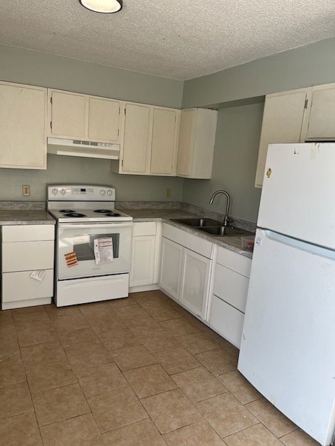 1st image of 102 Gregory Dr APT 8