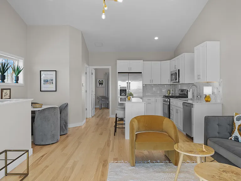 Hillsgrove at City Centre — Photo 30