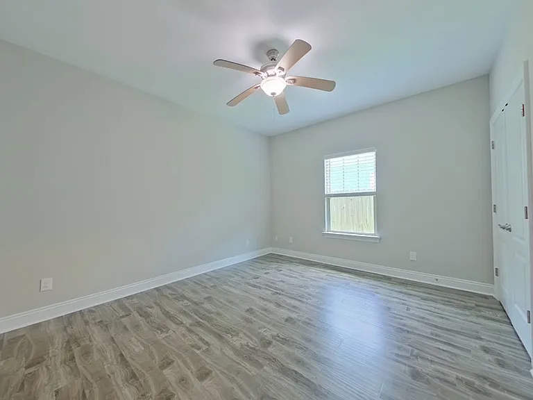 8528 Carlos St — Photo 15