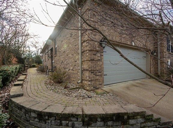 3rd image of 3244 Wellington Ln