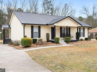 196 Blue Holly Dr NE, Calhoun, GA 30701