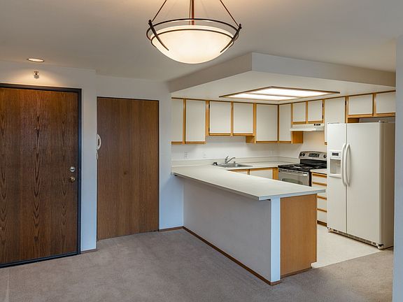 5th image of 6200 Sand Point Way NE #303-T