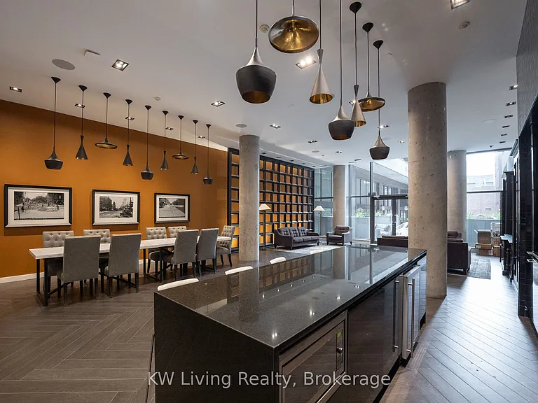 90 Broadview Ave #LW1 — Photo 30