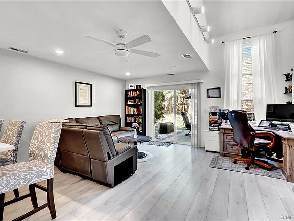 5th image of 39 Quail Court