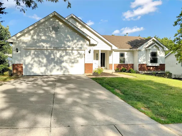 3553 Bostons Farm Dr, Bridgeton, MO 63044