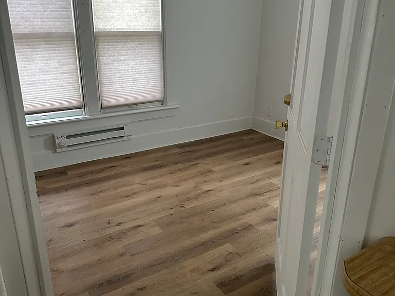 1105 W Howard St #2 — Photo 6