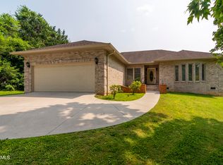 7329 Homestead Dr, Knoxville, TN 37918