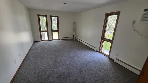 6305 York Ave S #301 Photo 1