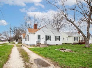 3224 W Shoff Cir, Peoria, IL 61604