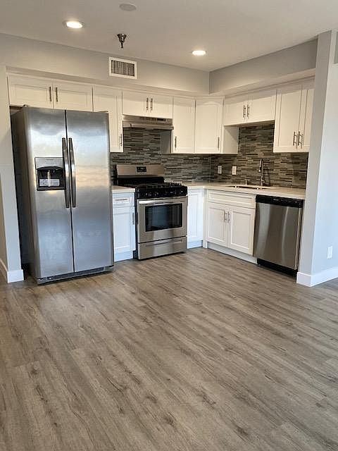 1st image of 165 N Hoover St #203
