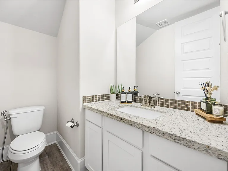 2736 Ahnya Ln — Photo 29