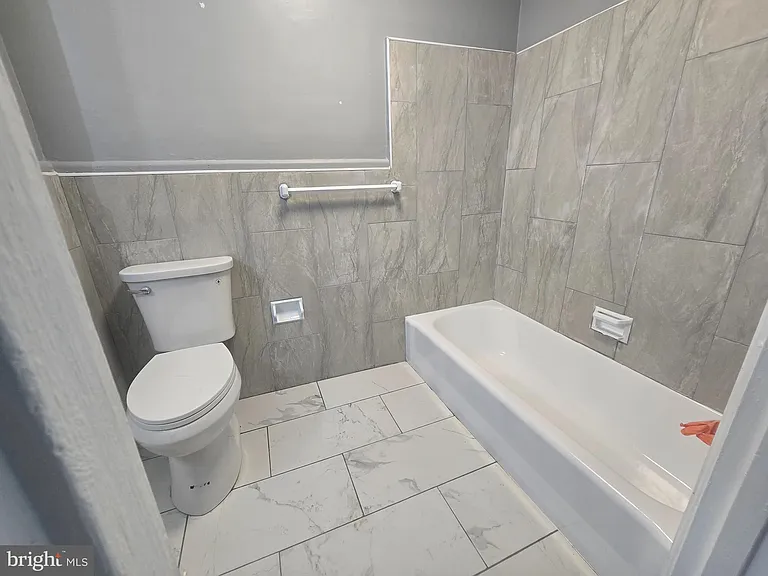 934 E Durard St #1 — Photo 5