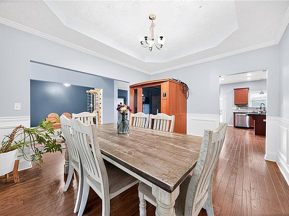 5th image of 2520 Hickory Ridge Dr