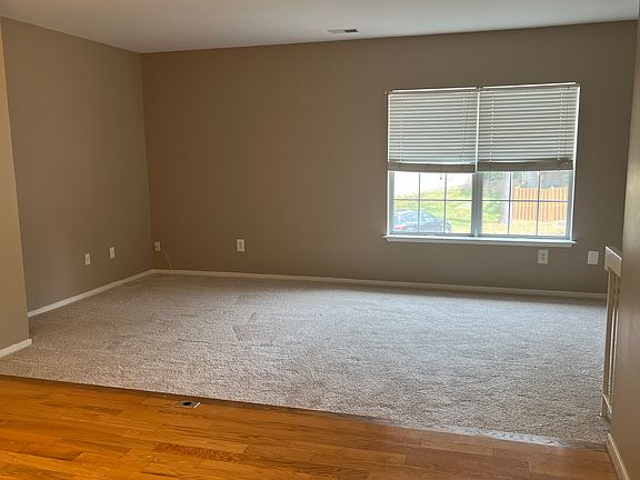 5th image of 5896 Bridgetown Ct