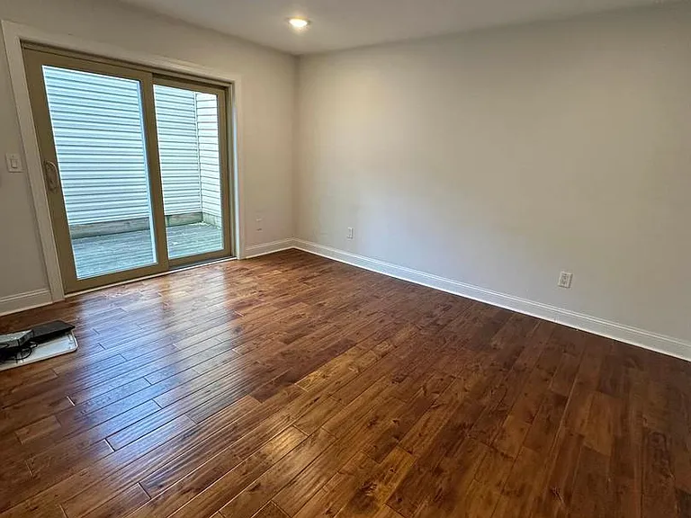 41 W Wildey St #1 — Photo 9