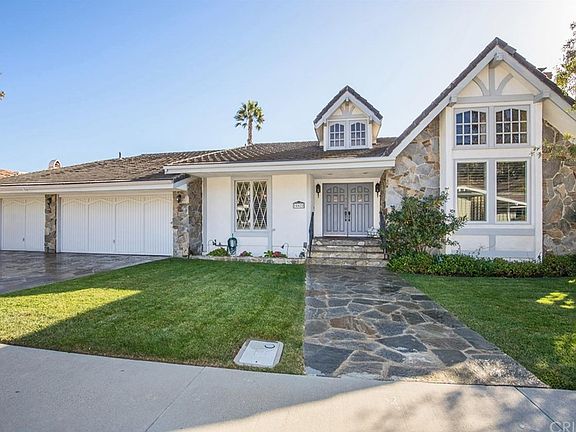 2nd image of 24622 Skyline View Dr