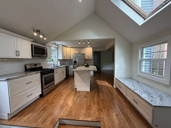 2nd image of 74 Birch Rd