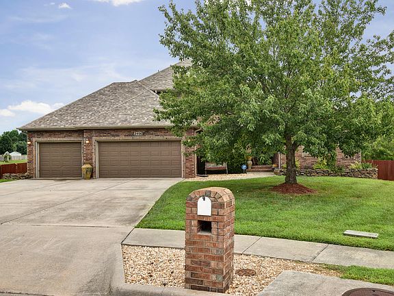 2nd image of 2406 S Driftwood Ct