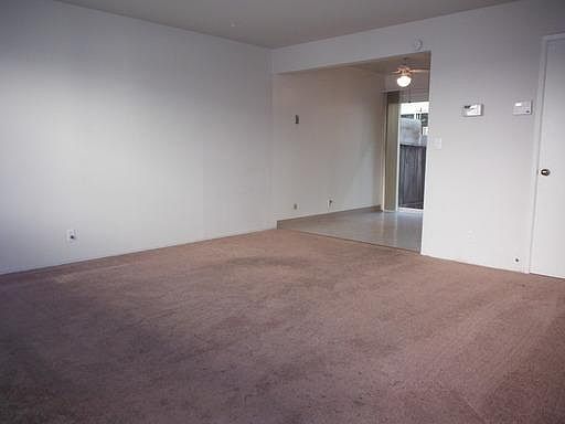1st image of 925 Vermont St APT 3
