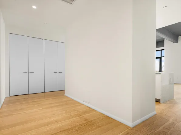 160 Imlay Street image 11 of 17