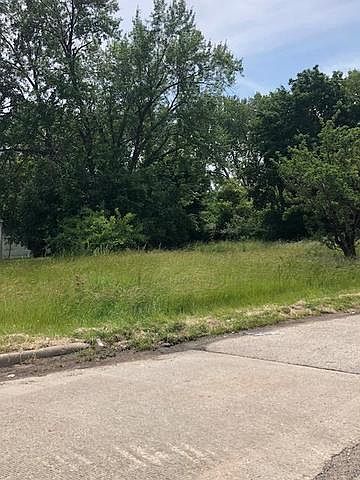 2nd image of 12955 W Grove Ave