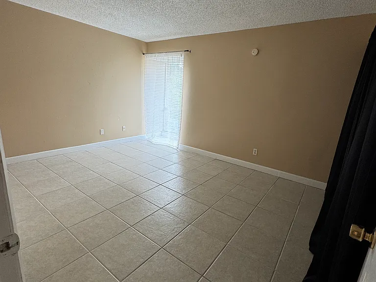 1555 14th Ave #214 — Photo 11