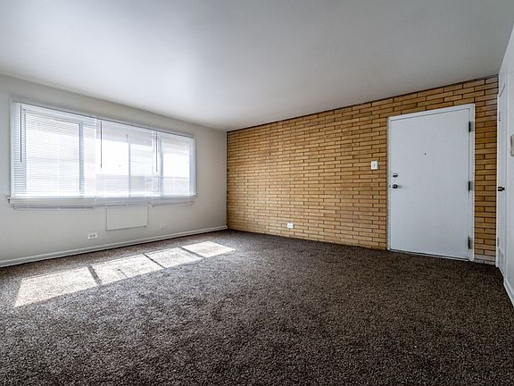 5th image of 8515 S Green St APT 2C