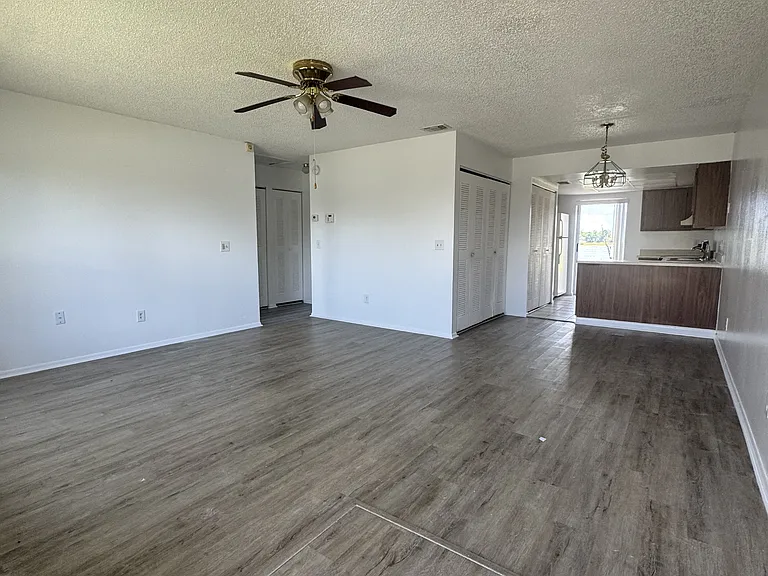 37 Las Brisas Way — Photo 2
