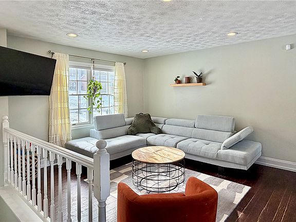 2nd image of 110 W McQuistion Rd