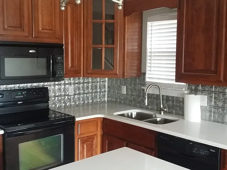 1000 Indian Ridge Cir #1000 — Photo 5