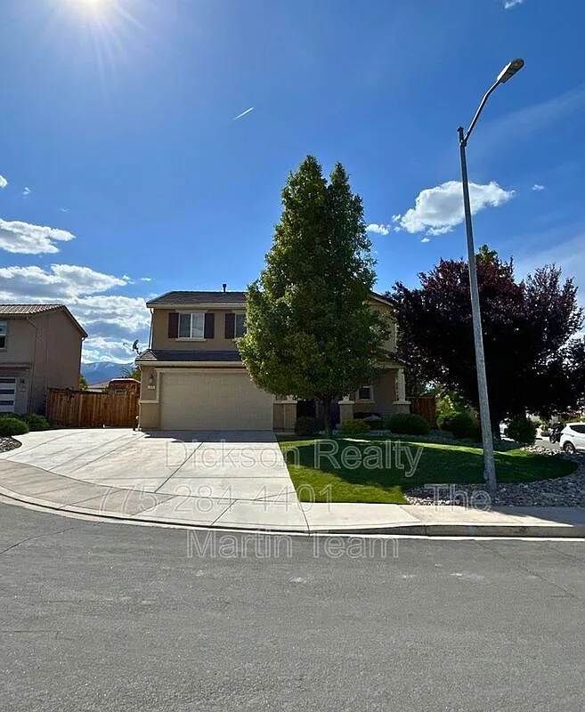 Building Photo - 550 Verelli Ct