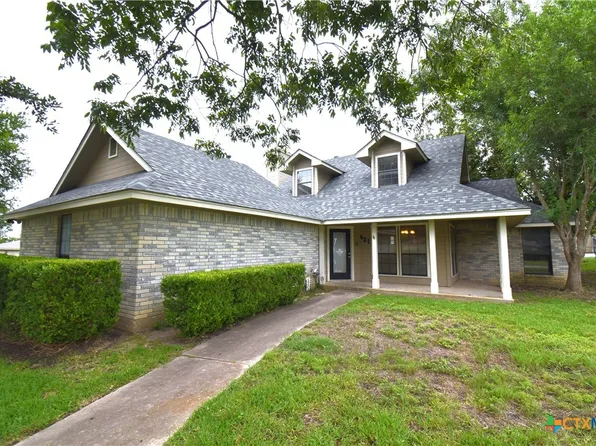 421 E Upshaw Ave, Temple, TX 76501