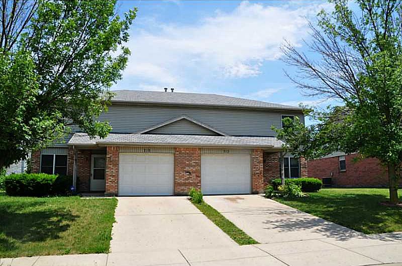 1st image of 213-215 Elas Ct