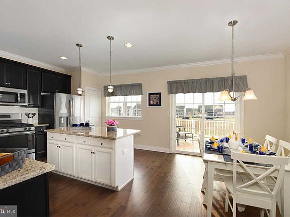 3rd image of 1349 Carrick Ct
