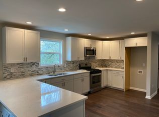 141 Lynn St, Daniels, WV 25832