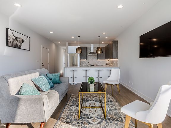 2nd image of 2423 W Fullerton Ave #2F
