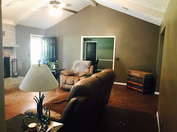 5th image of 192 W Swoope Dr