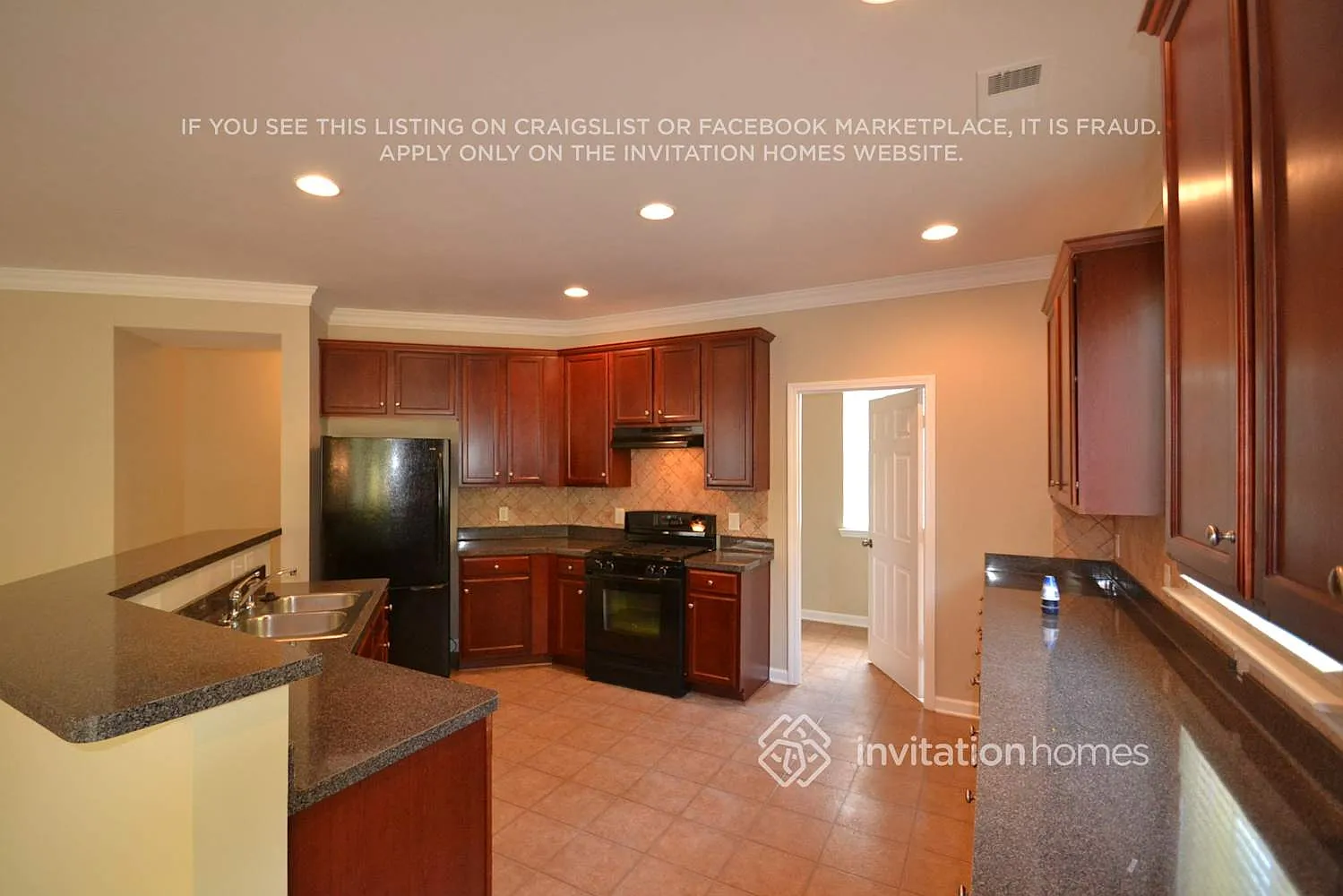 2575 Meadow Trace Dr Grayson, GA 30017 — Photo 4