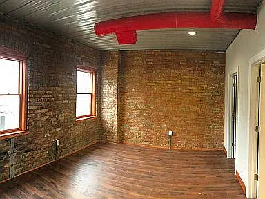 345 Lincoln Way W — Photo 4