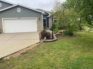 3402 NW 49th St, Topeka, KS 66618