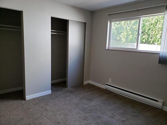 2nd image of 11521 26th Ave NE APT 6