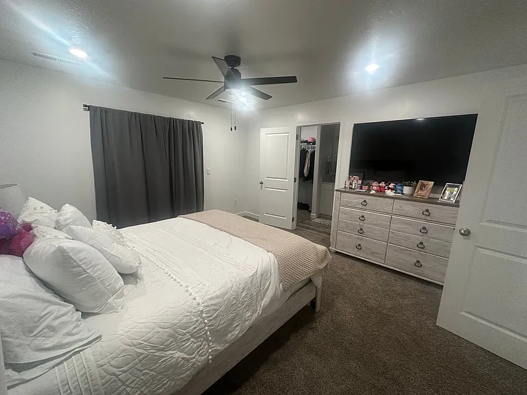 1665 S Wahweap Way — Photo 12