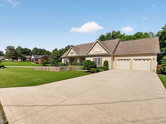 2nd image of 2142 Jean Ct