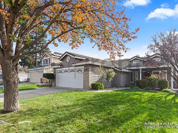 3rd image of 1314 Ray Harvey Dr