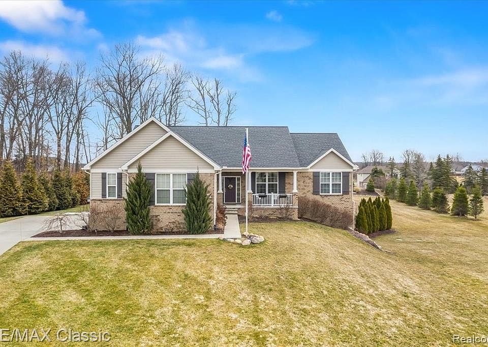 10218 Shenandoah Ridge Dr, Brighton, MI 48114 | Zillow