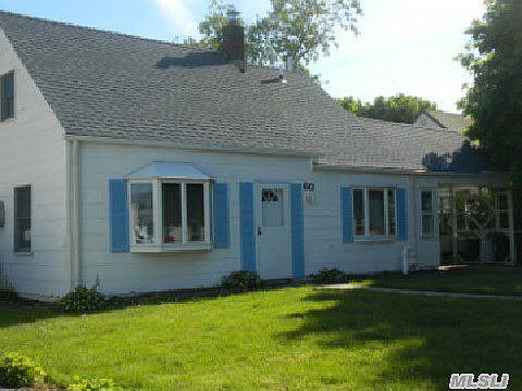 2nd image of 60 Hill Ln