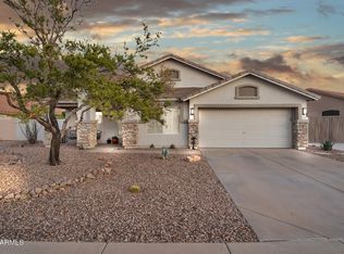 913 N JOHN Way, Chandler, AZ 85225