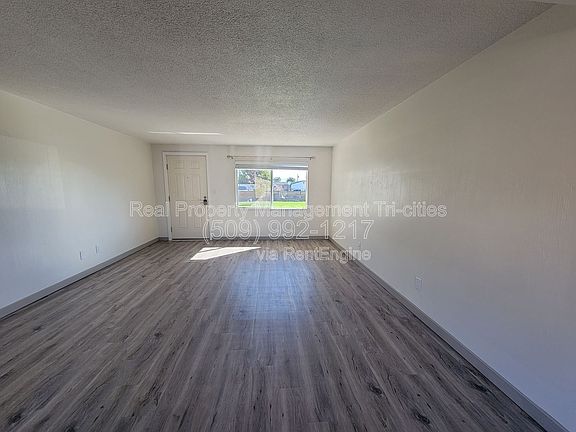 5th image of 1817 W Cartmell St #108
