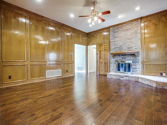 3rd image of 2810 Hickory Bend Dr